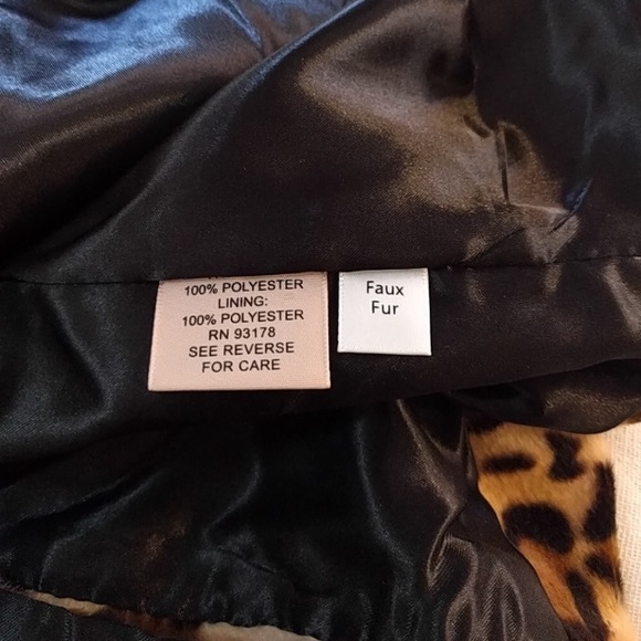 🚨LAST CHANCE 🚨Philosophy Leopard Faux Fur Blazer - Picture 4 of 6